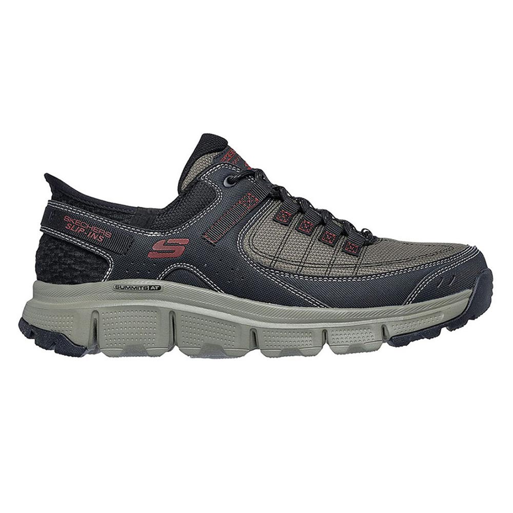 Slip-ins: Outdoor Summits At – Skechers Malaysia
