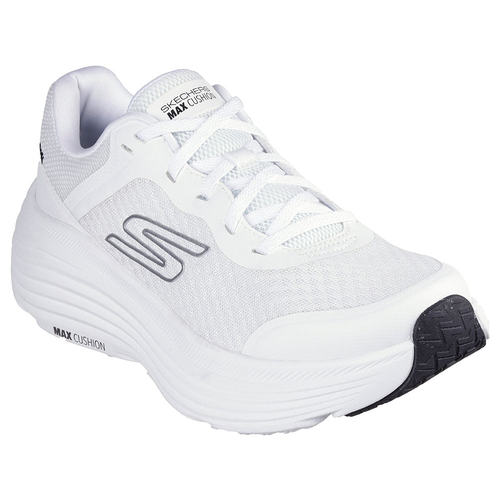 go run max cushion sneaker