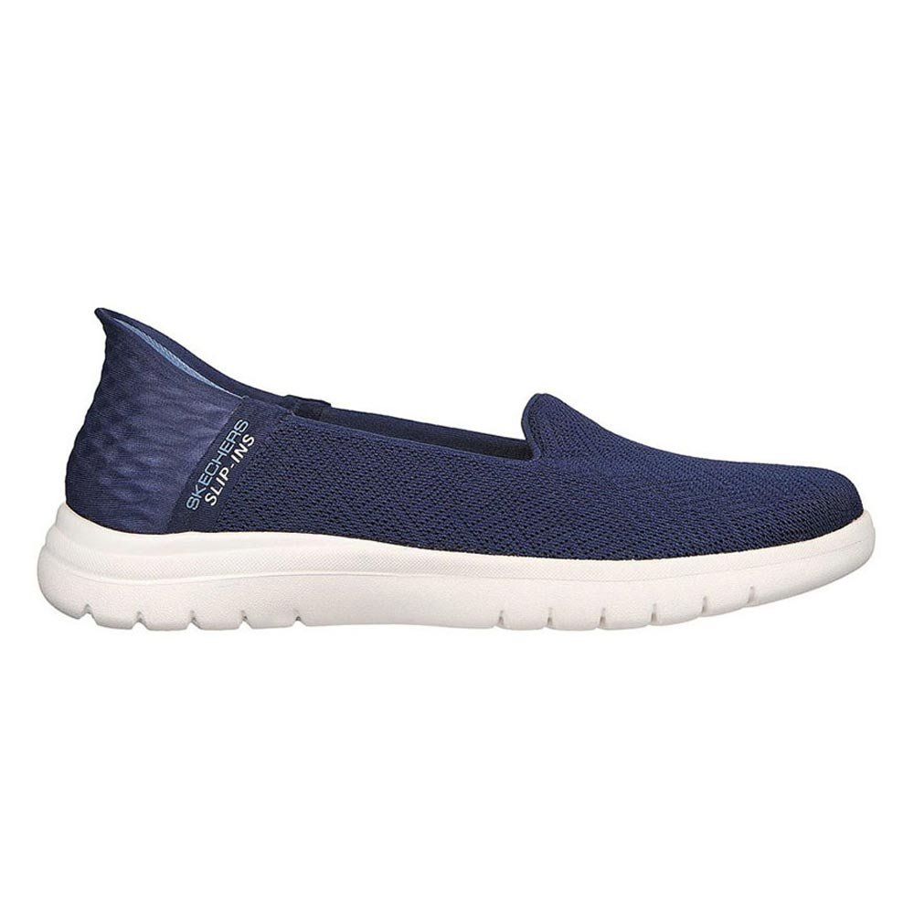 Slip-ins: On-The-GO Flex - Astonish