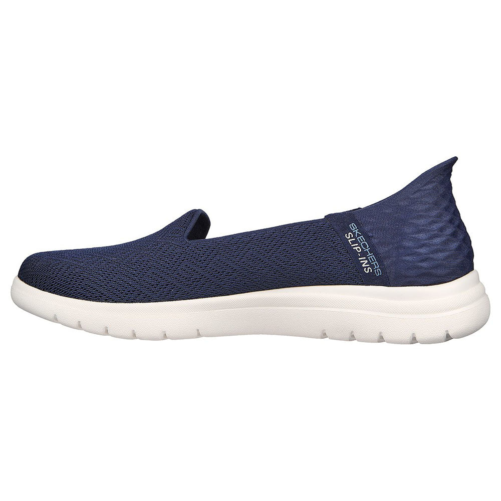 Slip-ins: On-The-GO Flex - Astonish
