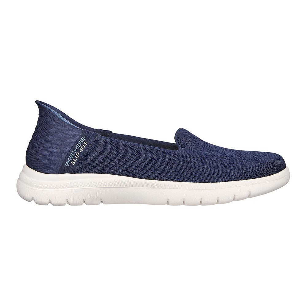 Slip-ins: On-The-GO Flex - Astonish
