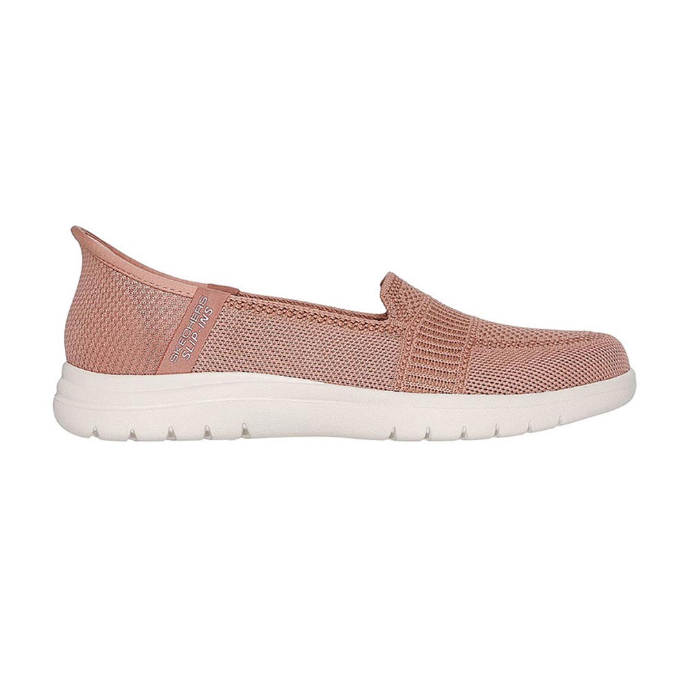 Slip-ins: On-The-GO Flex Camellia