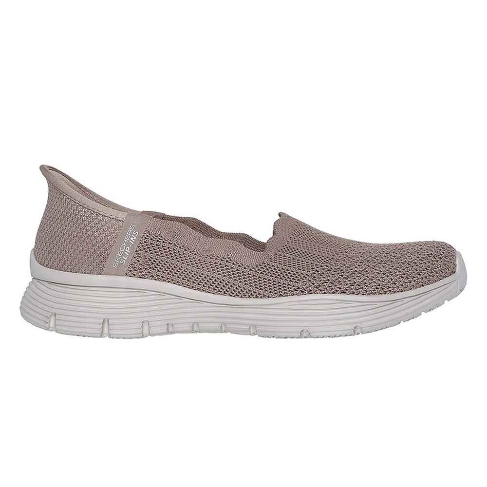 Slip-ins: Modern Comfort Seager - Believe It