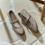 Modern Comfort Cleo 2.0 - Delightfully Charming