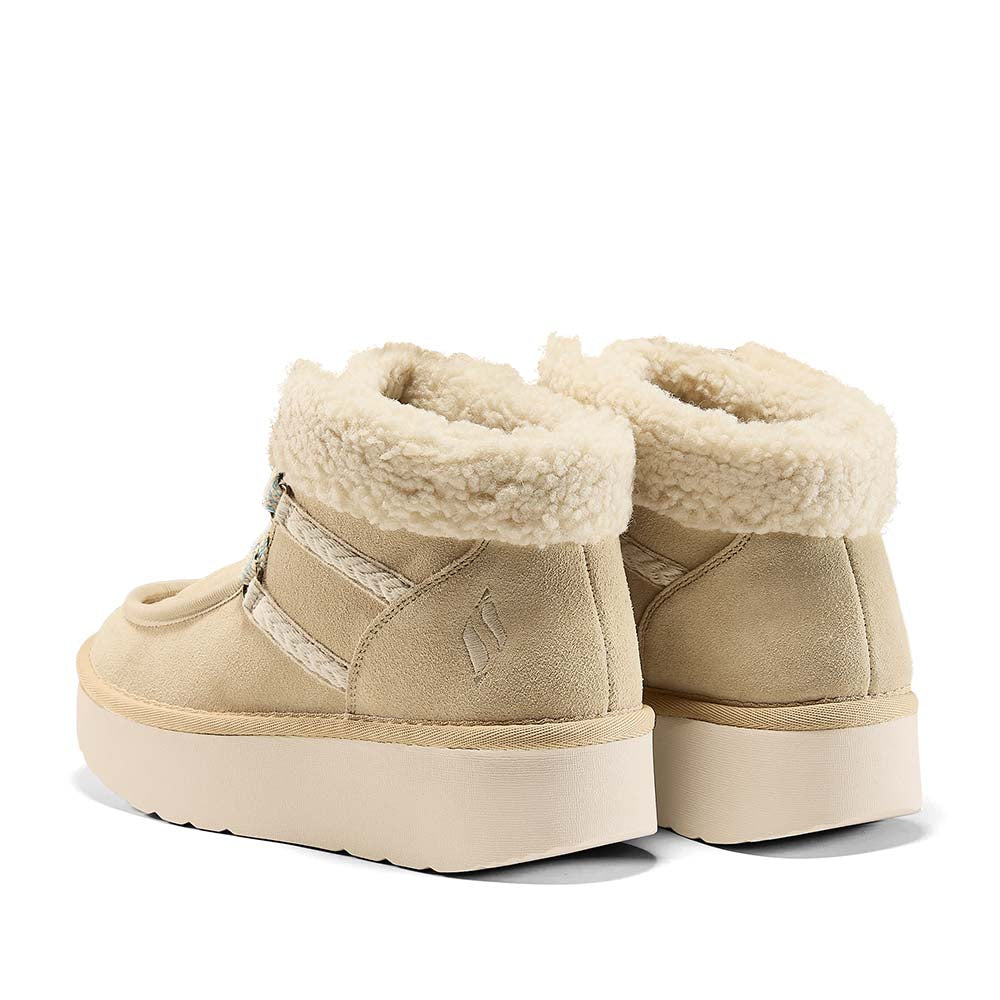 Modern Comfort Keep Cozy