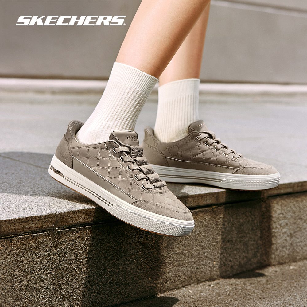Street Arch Fit Arcade - Cozy Fit Cuddle Steps