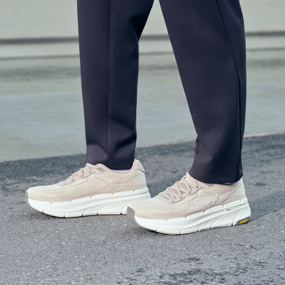 GOrun Max Cushioning Premier 2.0 - Crestmore