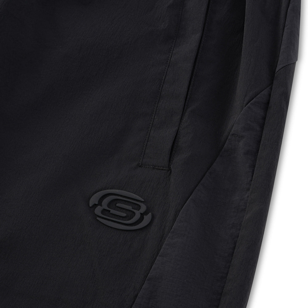 Lifestyle Physical Academia Collection: Iconic Shorts