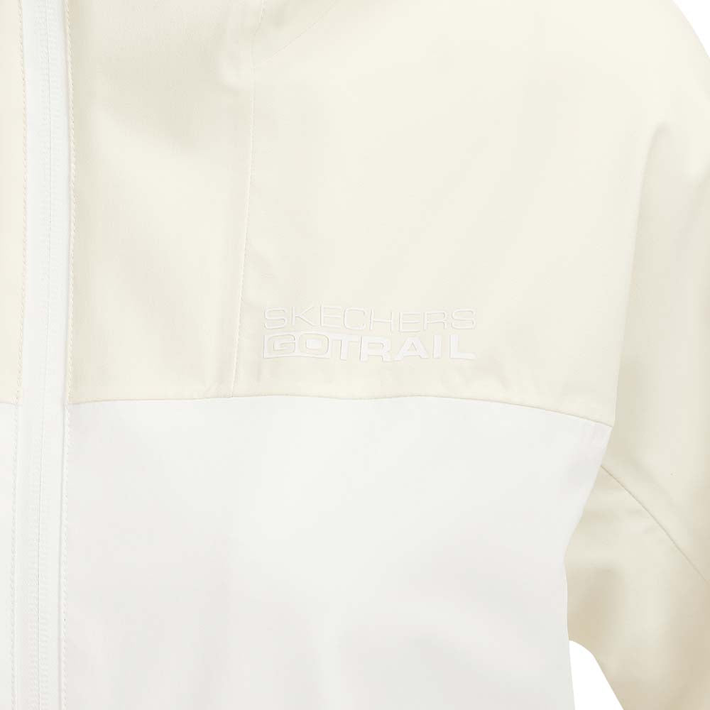 Skechers women's Go Trail 3 in 1 Jacket in Marshmallow for outdoor performance wear