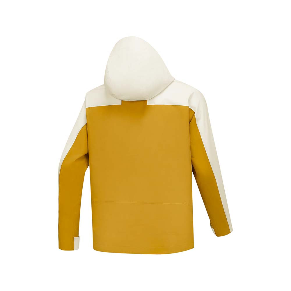 Skechers men's Go Trail Waterproof Jacket in Almond White for outdoor performance wear