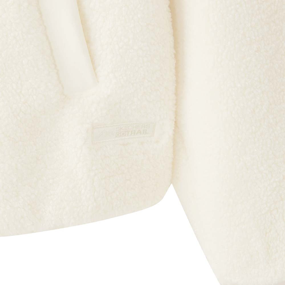 Skechers women's Go Trail Knit Quilted Jacket in Eggnog for outdoor performance wear