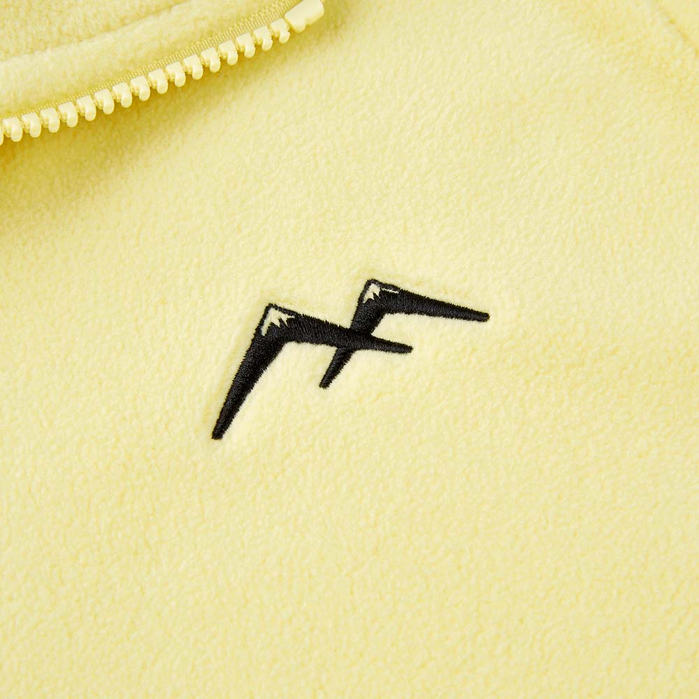 Skechers women's Go Trail 3 in 1 Jacket in Lemon Meringue for outdoor performance wear