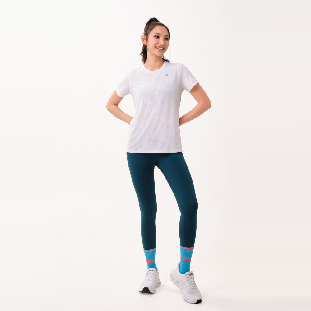 Walking: Performance Short Sleeve Tee